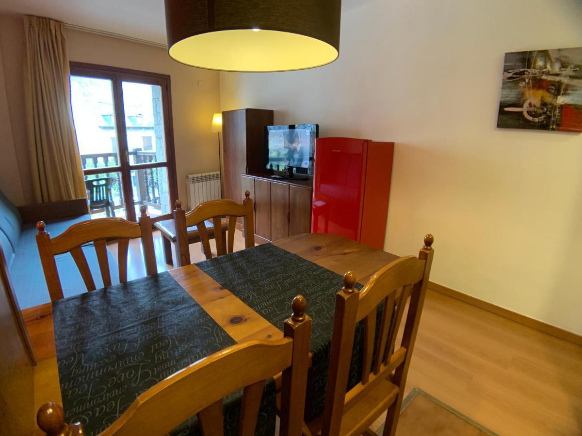 Apartamentos Los Lagos Benasque Εξωτερικό φωτογραφία
