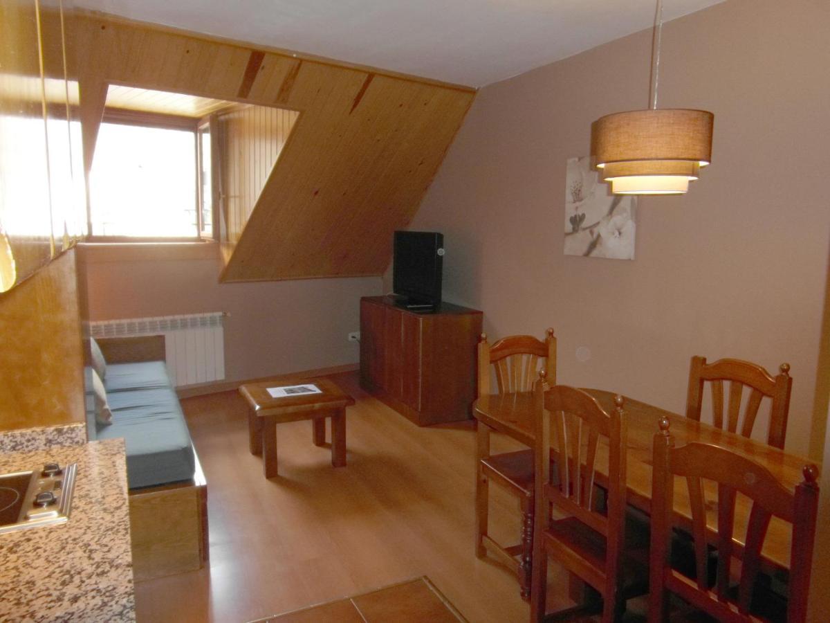 Apartamentos Los Lagos Benasque Εξωτερικό φωτογραφία