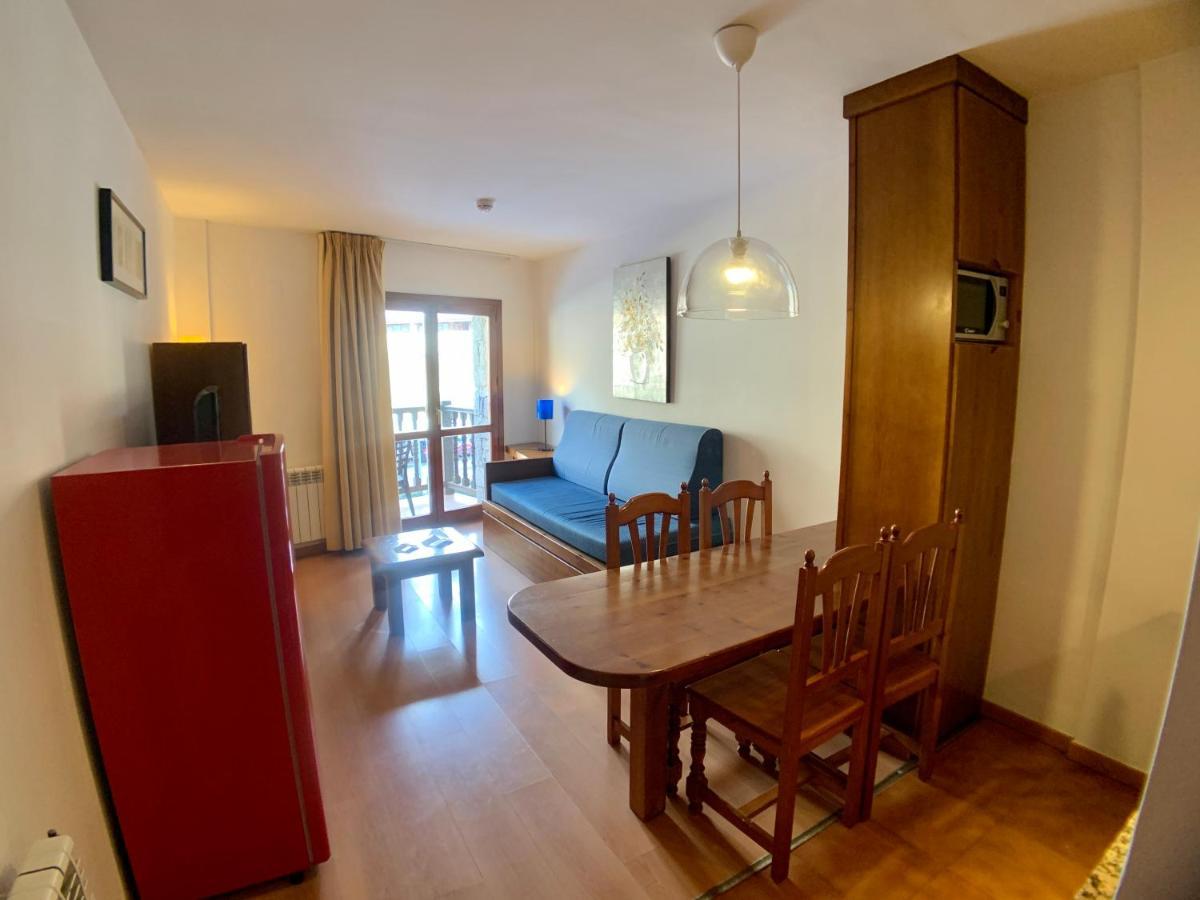 Apartamentos Los Lagos Benasque Εξωτερικό φωτογραφία