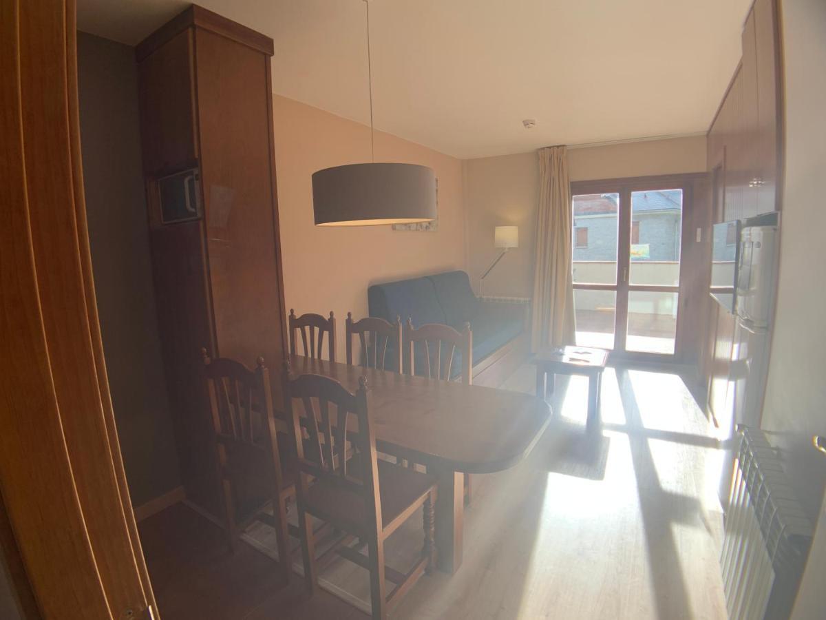 Apartamentos Los Lagos Benasque Εξωτερικό φωτογραφία
