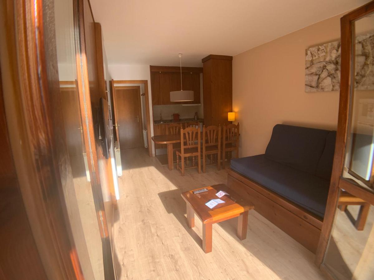 Apartamentos Los Lagos Benasque Εξωτερικό φωτογραφία