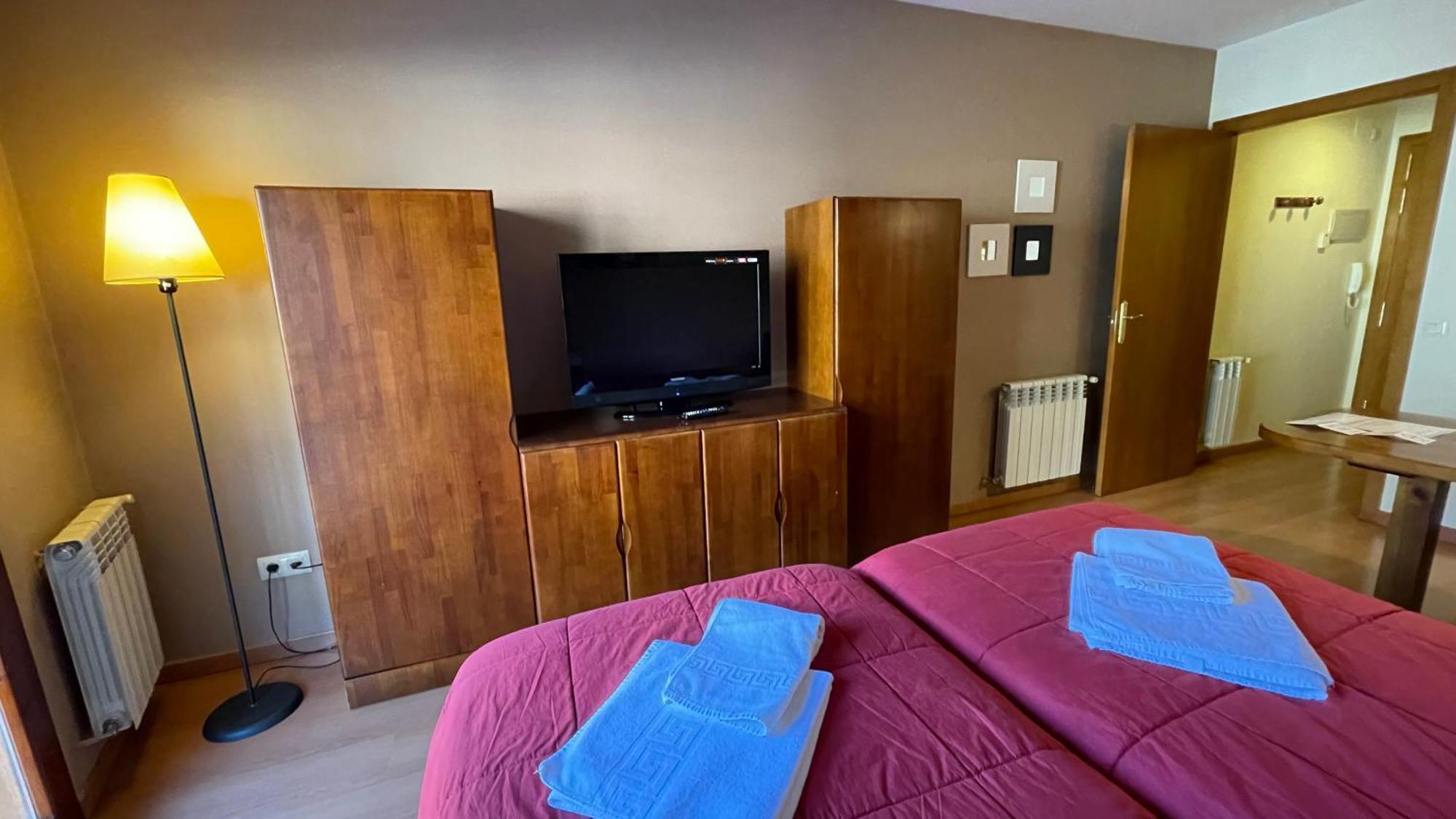 Apartamentos Los Lagos Benasque Εξωτερικό φωτογραφία